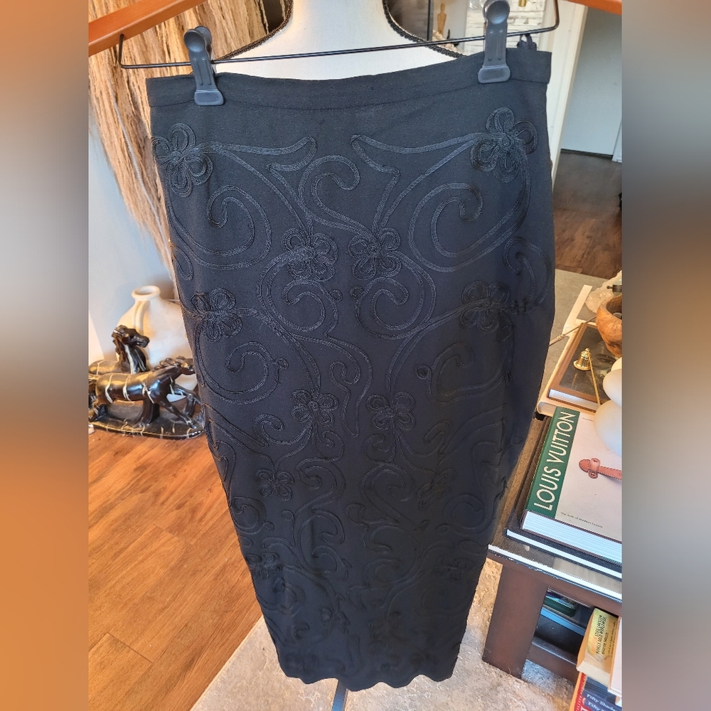 Norma Kamali Black Floral Pencil Skirt